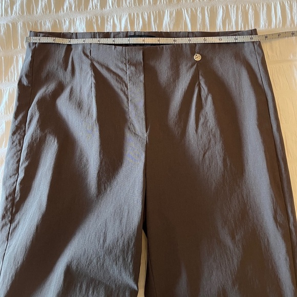 ROBELL Taupe Stretch Pull On Trousers Model Marie Travel Office Smart Casual - Picture 16 of 16